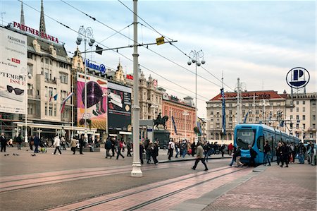 simsearch:600-08212957,k - Ban Jelacic Square, Zagreb, Croatia Foto de stock - Con derechos protegidos, Código: 700-03463182