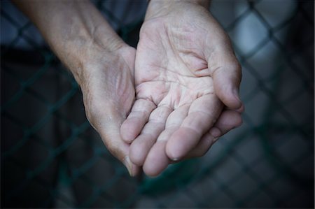 derek shapton - Weathered Hands Foto de stock - Con derechos protegidos, Código: 700-03484949