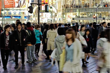 shibuya - Piétons dans l'arrondissement de Shibuya, Tokyo, Japon Photographie de stock - Rights-Managed, Code: 700-03508217