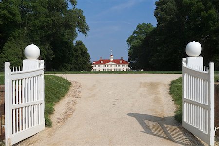 Gate at Mount Vernon, near Alexandria, Virginia, USA Foto de stock - Con derechos protegidos, Código: 700-03508304