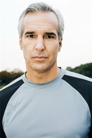 peter griffith - Portrait of Man Outdoors Foto de stock - Con derechos protegidos, Código: 700-03519165
