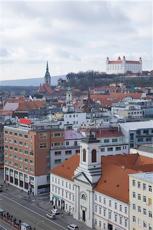 eslovaquia - Bratislava Castle, Bratislava, Slovakia Foto de stock - Con derechos protegidos, Código: 700-03520300