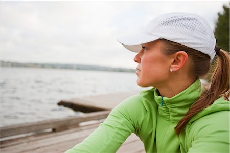 Frau Blick auf See, Green Lake Park, Seattle, Washington, USA Stockbilder - Lizenzpflichtiges, Bildnummer: 700-03554450