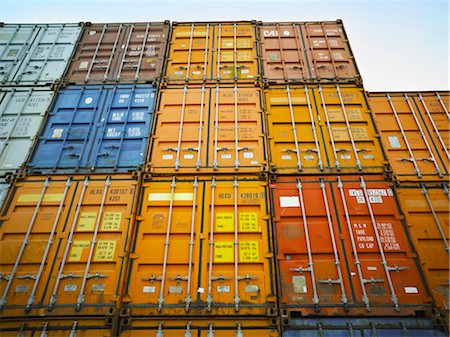 simsearch:632-03500555,k - Stacked Shipping Containers Fotografie stock - Rights-Managed, Codice: 700-03556899