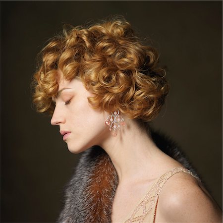 stylish accessories - Portrait of Elegant Woman Stock Photo - Rights-Managed, Code: 700-03553391