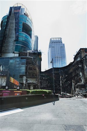 Gebäude beschädigt in politische Demonstration, Bangkok, Thailand Stockbilder - Lizenzpflichtiges, Bildnummer: 700-03586690