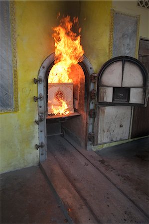 Buddhist Cremation Ceremony, Wat Dam Pia, Ubon Ratchatani, Thailand Foto de stock - Con derechos protegidos, Código: 700-03586726