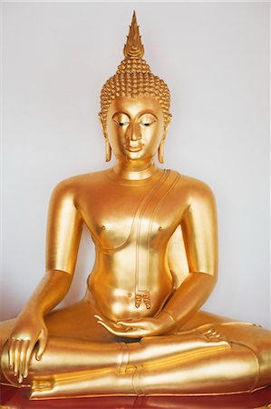 Gold Sitting Buddha at Wat Plap Pla Chai, Chinatown, Bangkok, Thailand Foto de stock - Con derechos protegidos, Código: 700-03586776