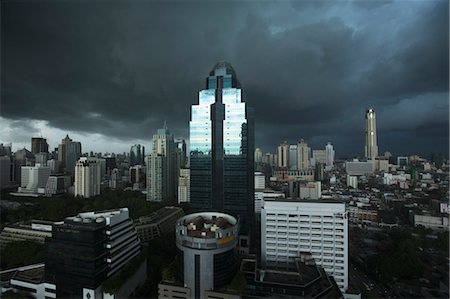 rain storm - Nuages de tempête sur Bangkok, Thaïlande Photographie de stock - Rights-Managed, Code: 700-03586819