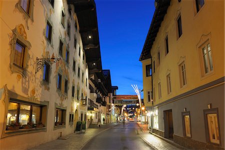 Altstadt im Winter, St. Johann in Tirol, Tirol, Österreich Stockbilder - Lizenzpflichtiges, Bildnummer: 700-03586845
