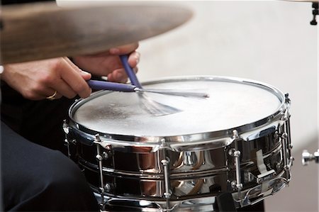 simsearch:6111-06837386,k - Drummer Foto de stock - Direito Controlado, Número: 700-03587112