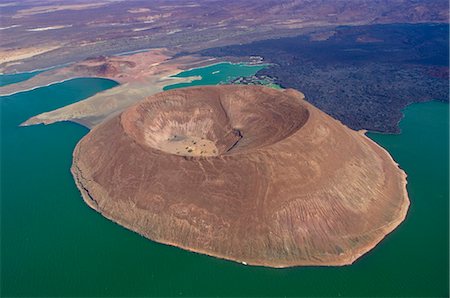 Nabuyatom cratère, lac Turkana, Kenya, Afrique Photographie de stock - Rights-Managed, Code: 700-03601427