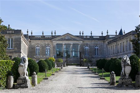 Chateau Saint-Georges, Gironde, Aquitane, France Foto de stock - Con derechos protegidos, Código: 700-03615420