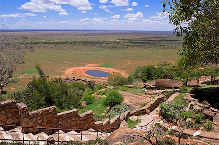 simsearch:700-03601352,k - Voi Safari Lodge, Tsavo East National Park, Kenya, Africa Foto de stock - Con derechos protegidos, Código: 700-03615473