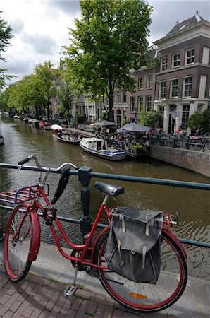 simsearch:700-01742897,k - Close up of Bicycle, Amsterdam, Netherlands Stock Photo - Rights-Managed, Code: 700-03615794