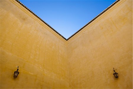 Coin du toit, mausolée de Moulay Ismail, Meknes, Maroc Photographie de stock - Rights-Managed, Code: 700-03612937