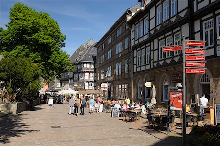 fachwerk - Einkaufsviertel in Altstadt, Goslar, Landkreis Goslar, Harz, Niedersachsen, Deutschland Stockbilder - Lizenzpflichtiges, Bildnummer: 700-03621123