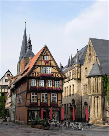 streets of cafe - Historic Market Square, Quedlinburg, Harz District, Harz, Saxony Anhalt, Germany Stock Photo - Rights-Managed, Code: 700-03621174