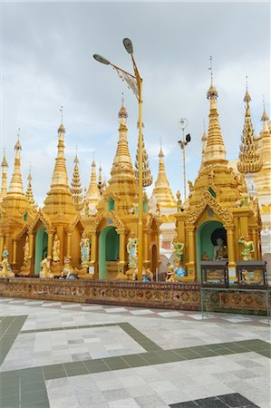 Shwedagon Pagoda, Rangoon, Yangon Division, Myanmar Stock Photo - Rights-Managed, Code: 700-03621264