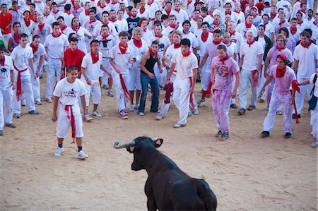 Fiesta de San Fermin, Plaza de Toros de Pamplona, Pampelune, Navarre, Espagne Photographie de stock - Rights-Managed, Code: 700-03622868