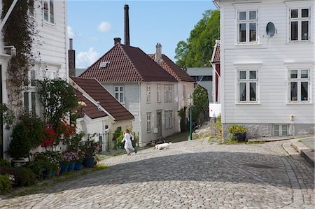 european cobbled street - Strandsiden, Bergen, Hordaland, Western Norway, Norway Stock Photo - Rights-Managed, Code: 700-03638606