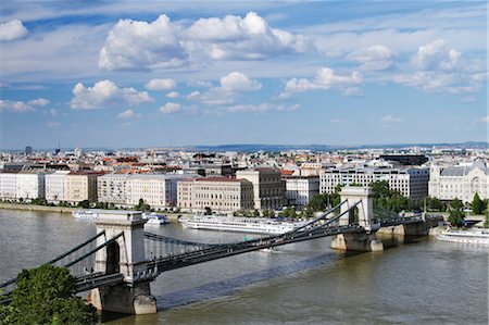 danubio - Pont à chaînes et le rives Danube, Budapest, Hongrie Photographie de stock - Rights-Managed, Code: 700-03638991