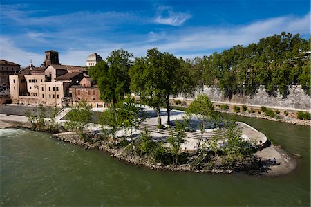 fiume tevere - Isola Tiberina, Rome, Italy Fotografie stock - Rights-Managed, Codice: 700-03639206