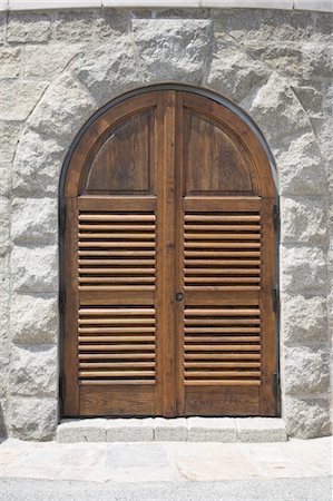 simsearch:832-03724658,k - Wooden Door Foto de stock - Con derechos protegidos, Código: 700-03644907