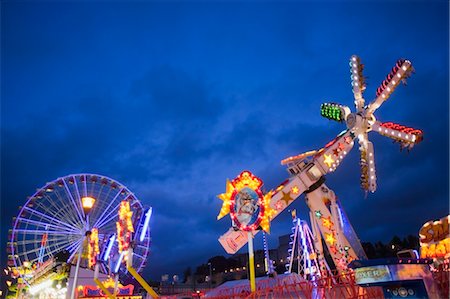 fiera - Amusement Park, Pamplona, Navarre, Spain Fotografie stock - Rights-Managed, Codice: 700-03643088