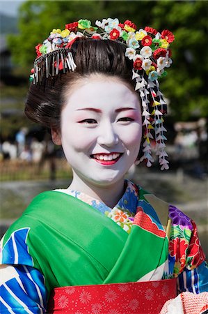 Portrait of Maiko, Arashiyama, Kyoto, Kyoto Prefecture, Kansai, Honshu, Japan Stock Photo - Rights-Managed, Code: 700-03654475