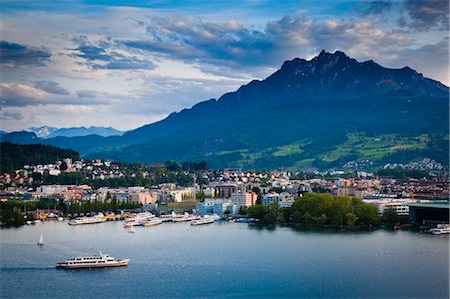 suiza - Vue sur la ville et le lac de Lucerne, Lucerne, Suisse Photographie de stock - Rights-Managed, Code: 700-03654567