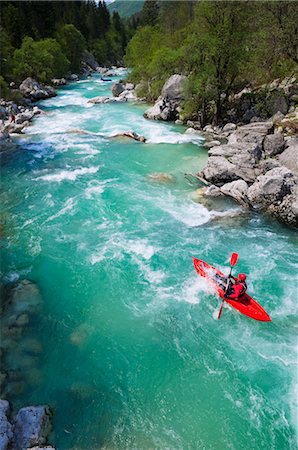 Personne, canoë-kayak sur la rivière Soca, Slovénie Photographie de stock - Rights-Managed, Code: 700-03659099