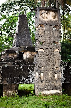 simsearch:700-03665834,k - Royal Grave Stone, Anakalang, Sumba, Indonesia Foto de stock - Con derechos protegidos, Código: 700-03665831