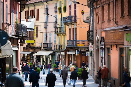 street crowds - Asti, Asti Province, Piedmont, Italy Stock Photo - Rights-Managed, Code: 700-03660103