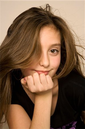 Portrait de jeune fille Photographie de stock - Rights-Managed, Code: 700-03662318