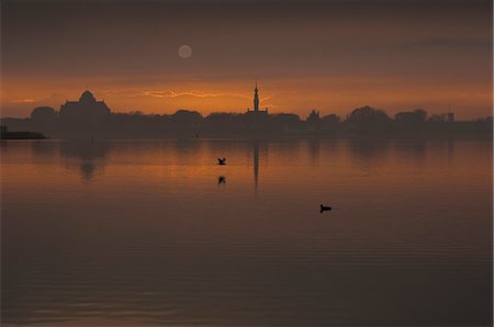 Coucher de soleil sur le lac Veere, Veere, Zeeland, Pays-Bas Photographie de stock - Rights-Managed, Code: 700-03685805