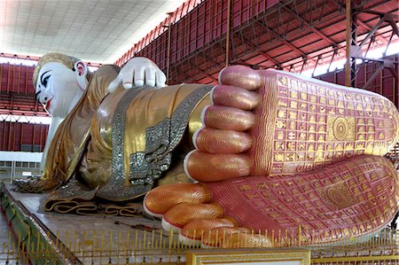 Reclining Buddha, Chaukhtatgyi Temple, Rangoon, Myanmar Stock Photo - Rights-Managed, Code: 700-03685812