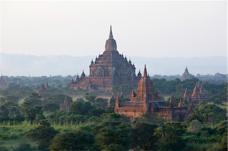 frank rossbach - Pagoda in Bagan, Mandalay Division, Myanmar Foto de stock - Con derechos protegidos, Código: 700-03685887