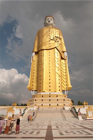 Standing Buddha, Monywa, Sagaing Division, Myanmar Foto de stock - Con derechos protegidos, Código: 700-03685898