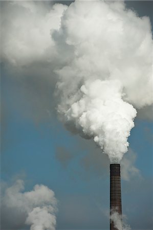 emisión - Smoke Stack, Newark-on-Trent, England Stock Photo - Rights-Managed, Code: 700-03682149