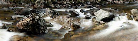 Gros plan des roches en rivière, Keswick, Cumbria, Angleterre Photographie de stock - Rights-Managed, Code: 700-03682154