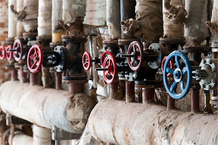 plant build - Old Pipes and Knobs, 798 Art District, Chaoyang District, Beijing, China Stock Photo - Rights-Managed, Code: 700-03698096