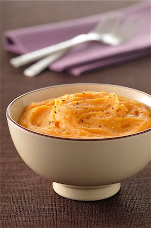 pure - Sweet Potato Puree Foto de stock - Con derechos protegidos, Código: 700-03698246