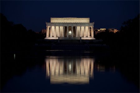 simsearch:600-02156928,k - Lincoln Memorial at Night, Washington, D.C., USA Stock Photo - Rights-Managed, Code: 700-03698273