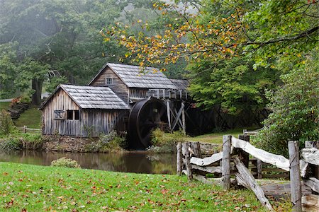 estanque - Mabry's Mill, Blue Ridge Parkway, Virginia, USA Foto de stock - Con derechos protegidos, Código: 700-03698305