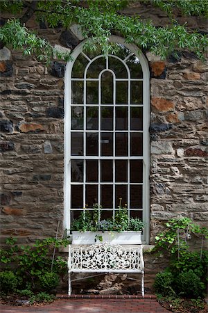 Bench and Arched Window, Middleburg, Virginia, USA Stock Photo - Rights-Managed, Code: 700-03698346