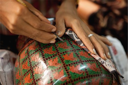 Woman Performing Traditional Craftwork, Myanmar Fotografie stock - Rights-Managed, Codice: 700-03692012