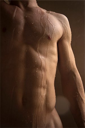 Close-up of Man's Wet Torso Foto de stock - Con derechos protegidos, Código: 700-03720167