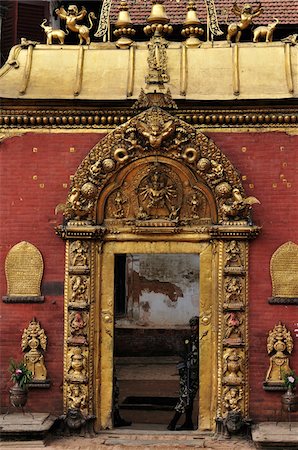 escultura a relieve - The Golden Gate, Durbar Square, Bhaktapur, Bagmati Zone, Madhyamanchal, Nepal Foto de stock - Con derechos protegidos, Código: 700-03737468