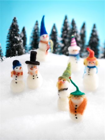 seven - Cottonball Snowmen Foto de stock - Con derechos protegidos, Código: 700-03738046